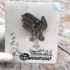 Nanette Orijinels handmade brooch.